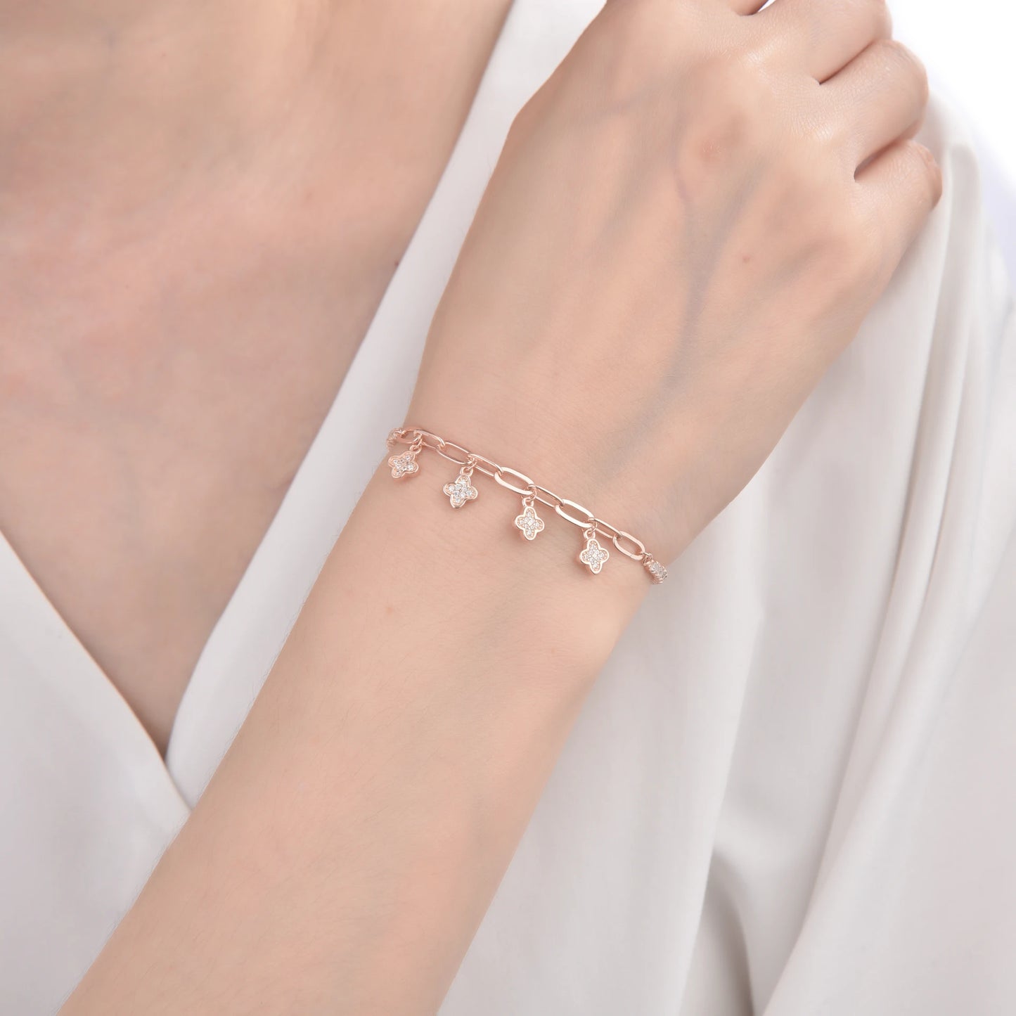 Pulsera Floral Charm
